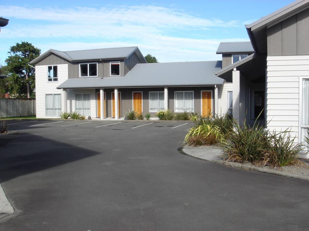 Arena Lodge Palmerston North Buitenkant foto