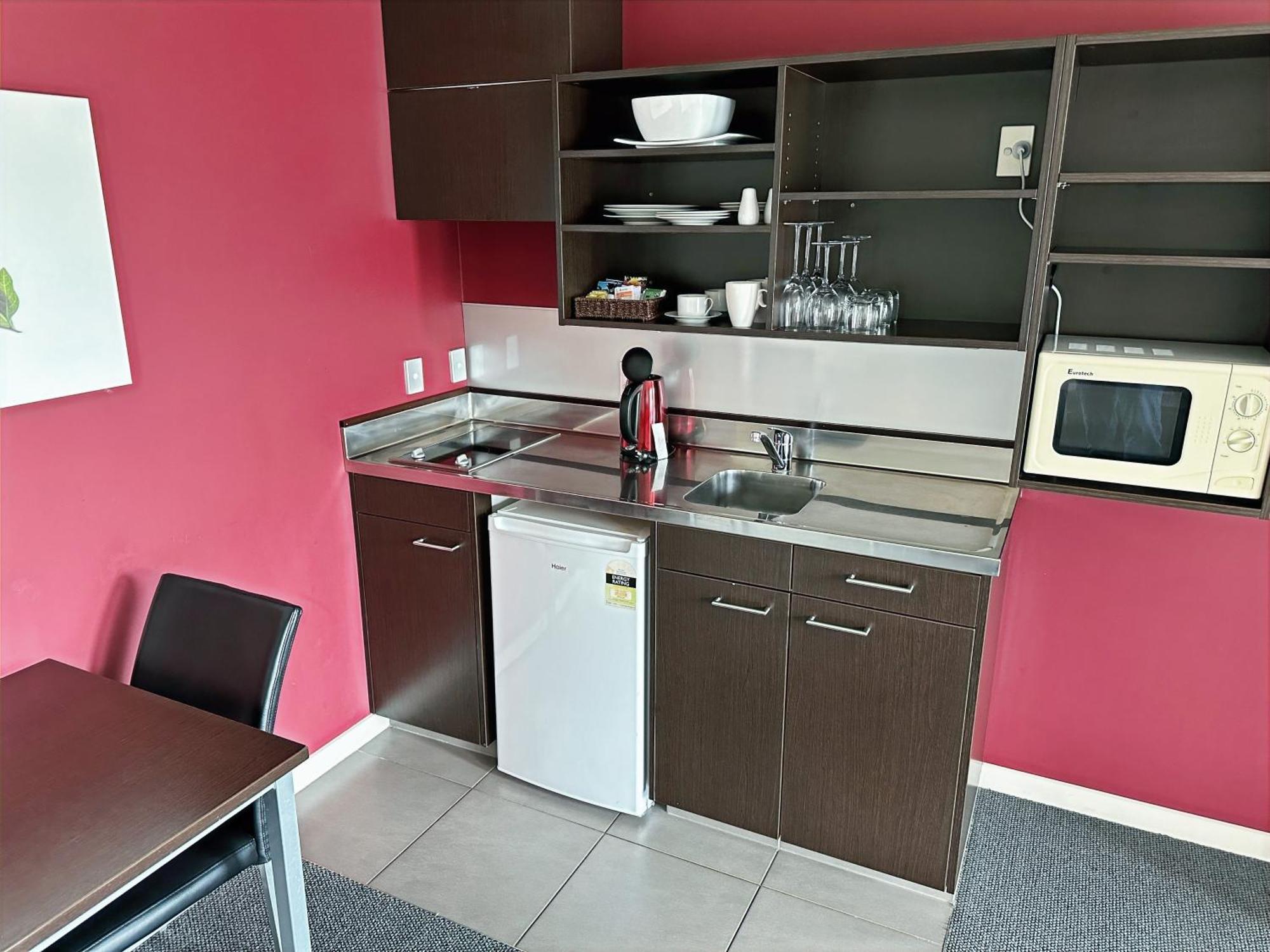 Arena Lodge Palmerston North Buitenkant foto