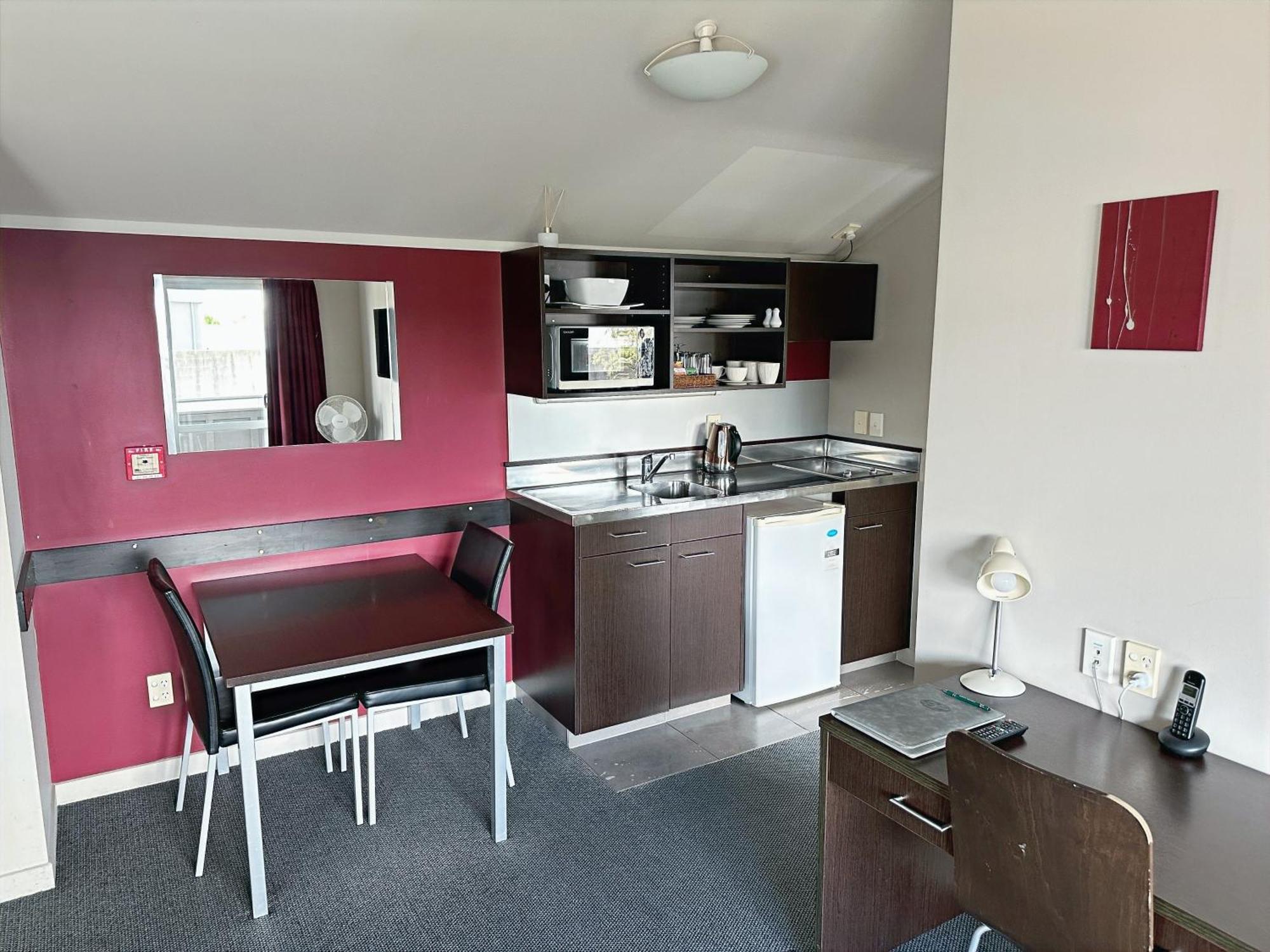 Arena Lodge Palmerston North Buitenkant foto