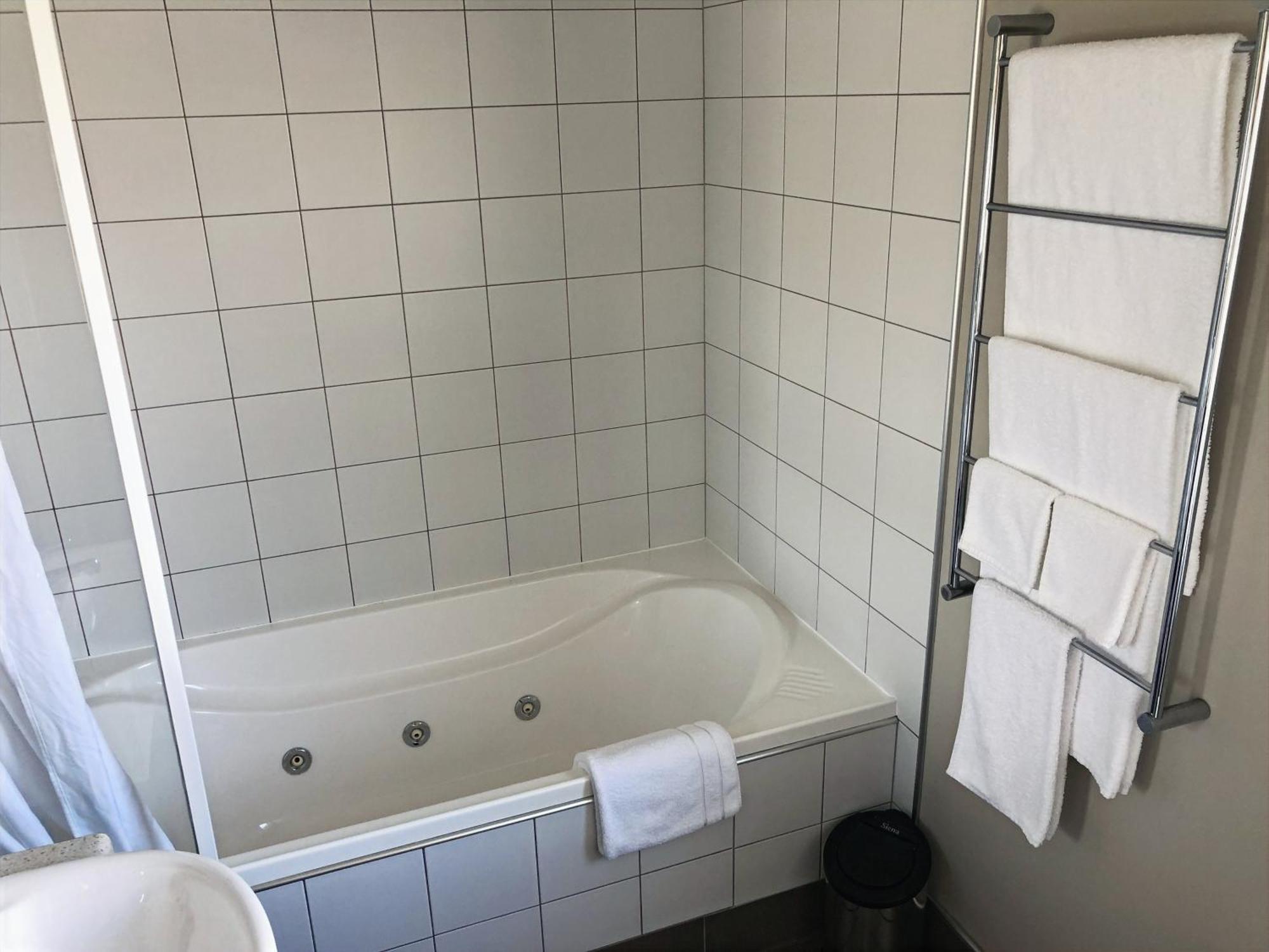Arena Lodge Palmerston North Buitenkant foto