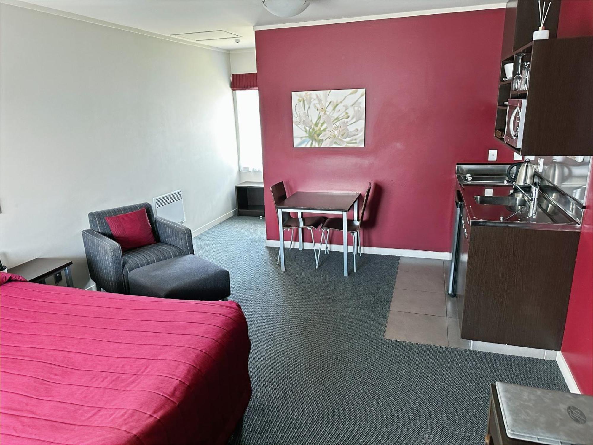 Arena Lodge Palmerston North Buitenkant foto