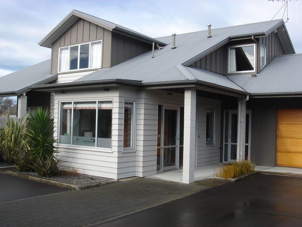 Arena Lodge Palmerston North Buitenkant foto